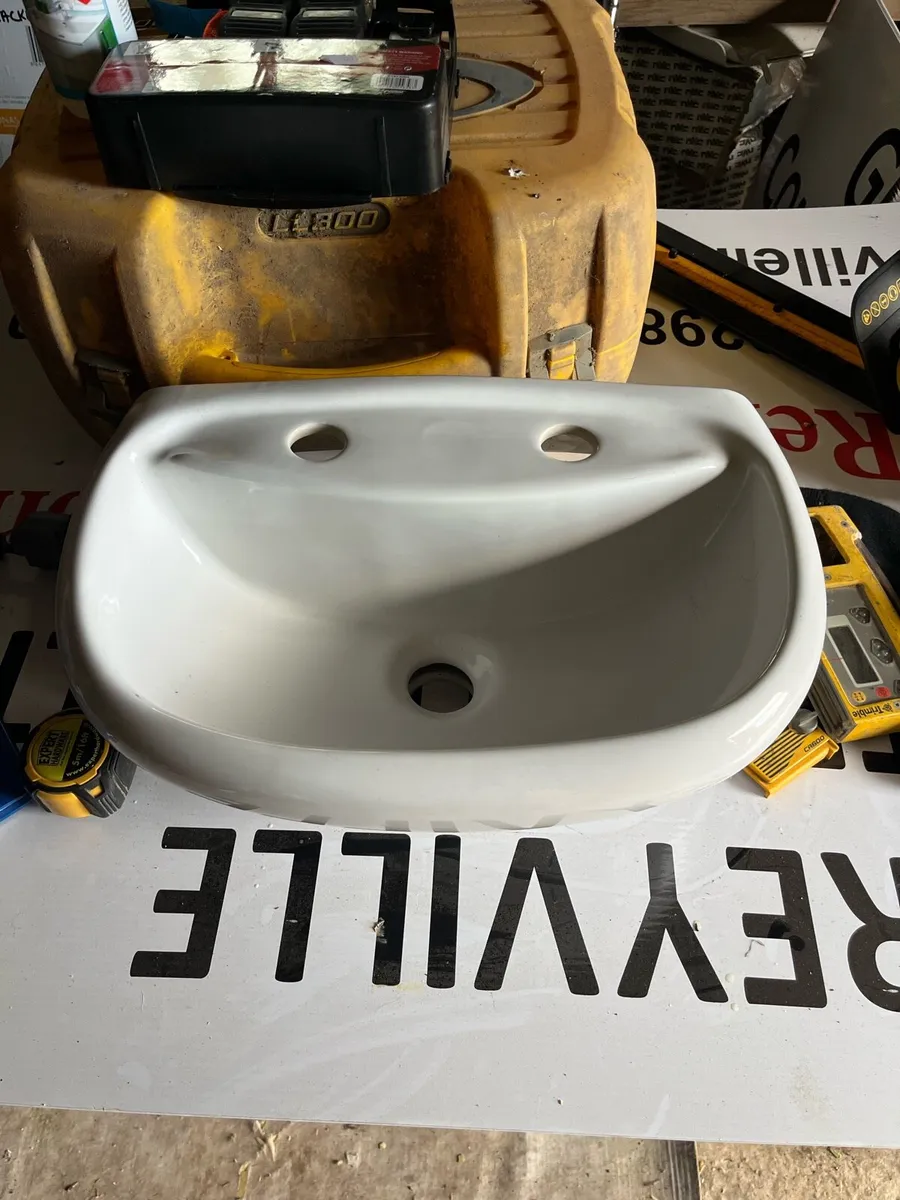 Sink - Image 1