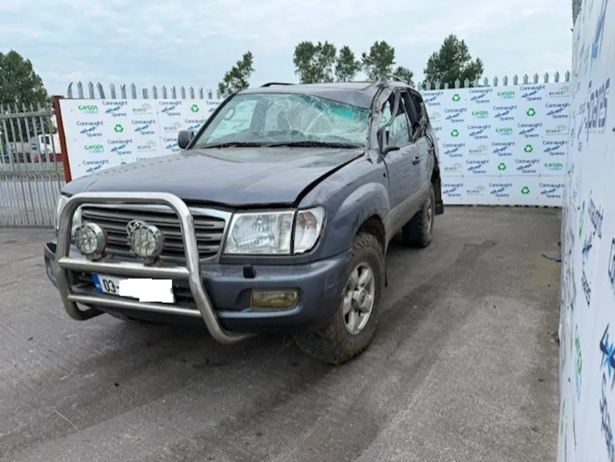2003 TOYOTA AMAZON 4.2D AUTO JUST IN FOR BREAKING - Image 2