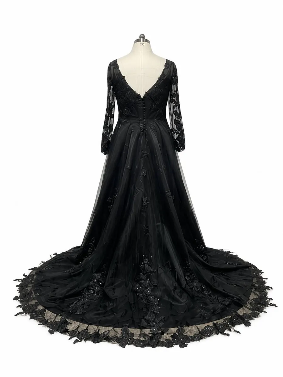 Wedding dress - Image 3