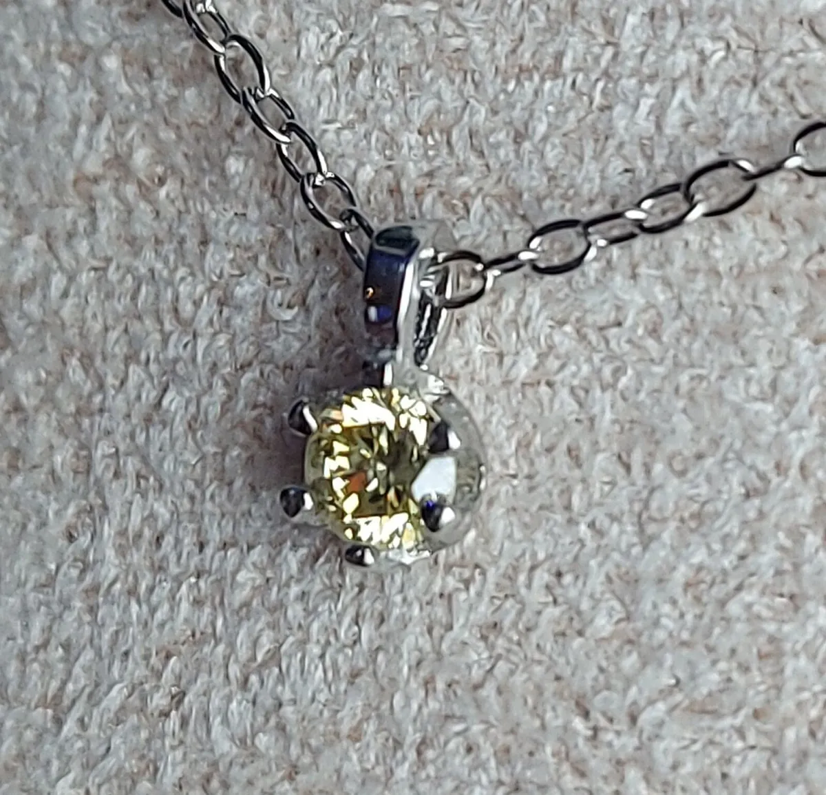 Natural Yellow Diamond 0.14ct GWLAB Certified S925 - Image 4