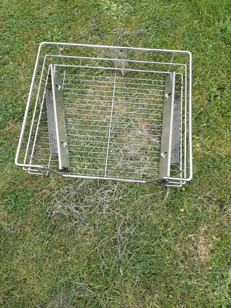 Kitchen cabinet baskets - Image 4