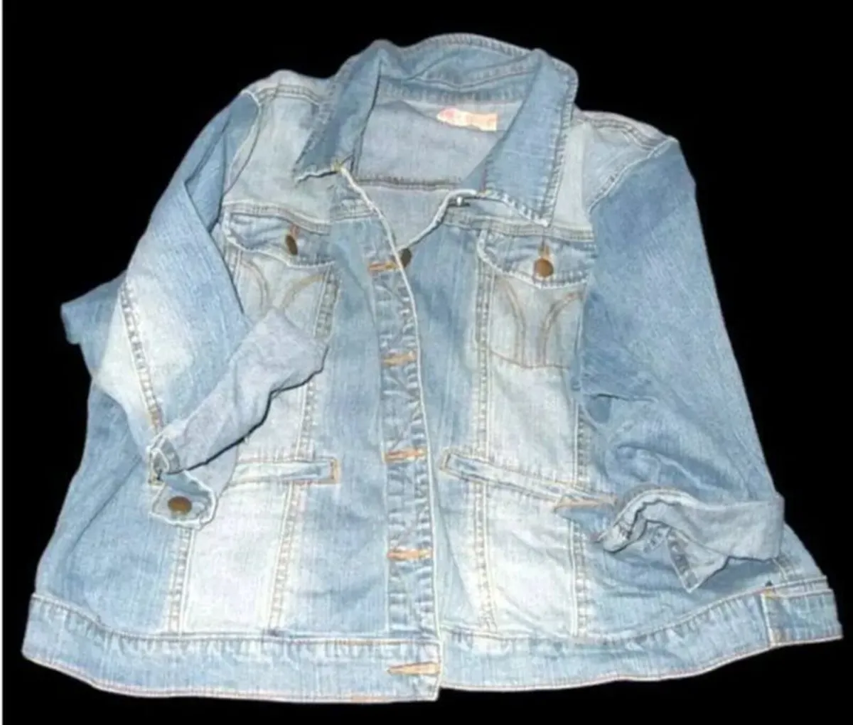 Ladies Vintage Denim Jacket - Image 4