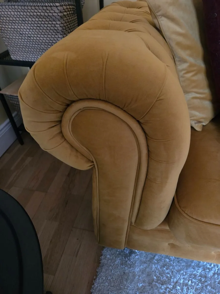 Good as new, a Soft Velvet Sofa, - Image 2