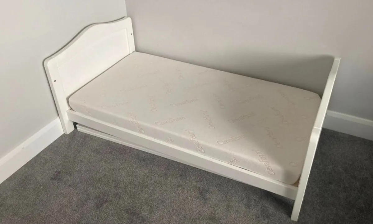 Cot - Image 3