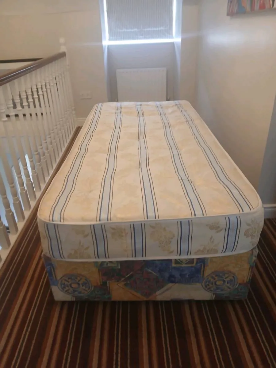 Single Bed - Image 3