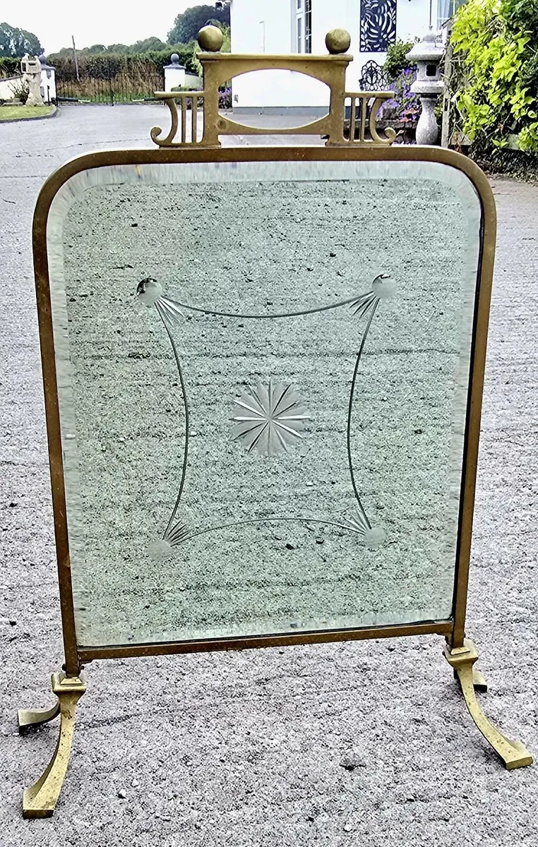 Fire screen