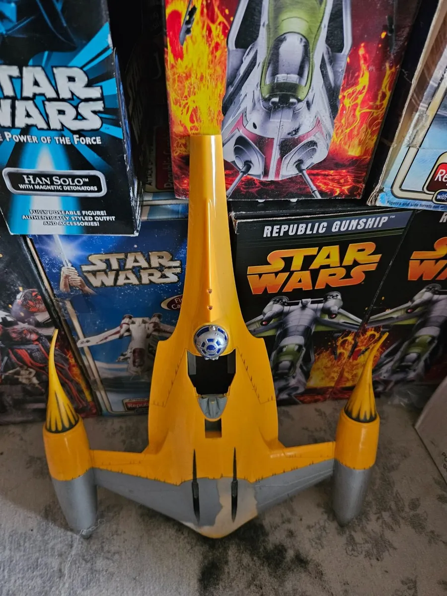 Star Wars Naboo Star Fighter - Image 2