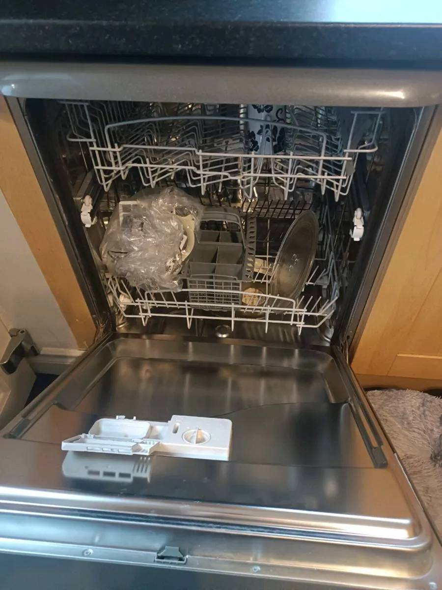 Washing machine and dishwasher - Image 3