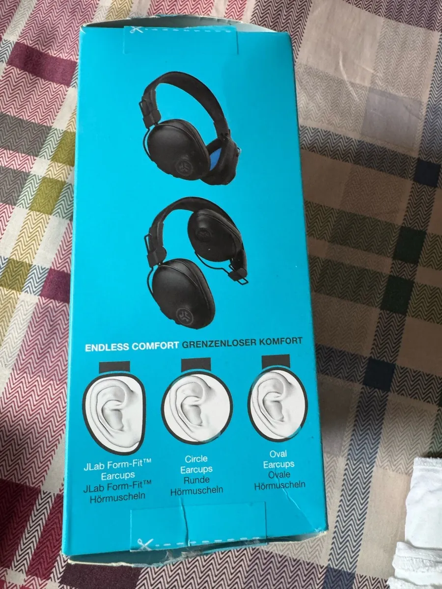 Headphones - Image 3