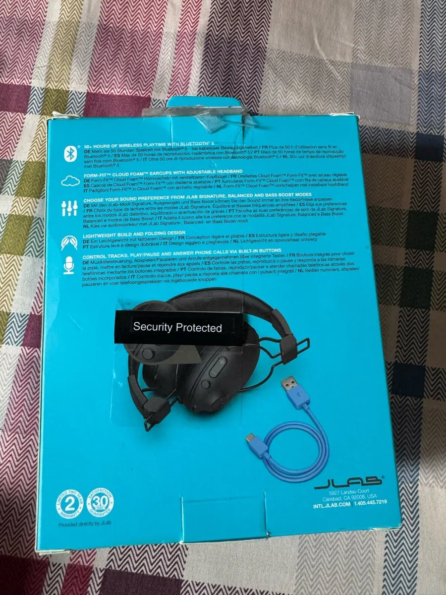 Headphones - Image 4