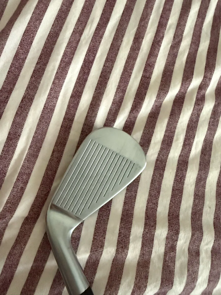 Srixon ZU85 Utility Iron - Image 2