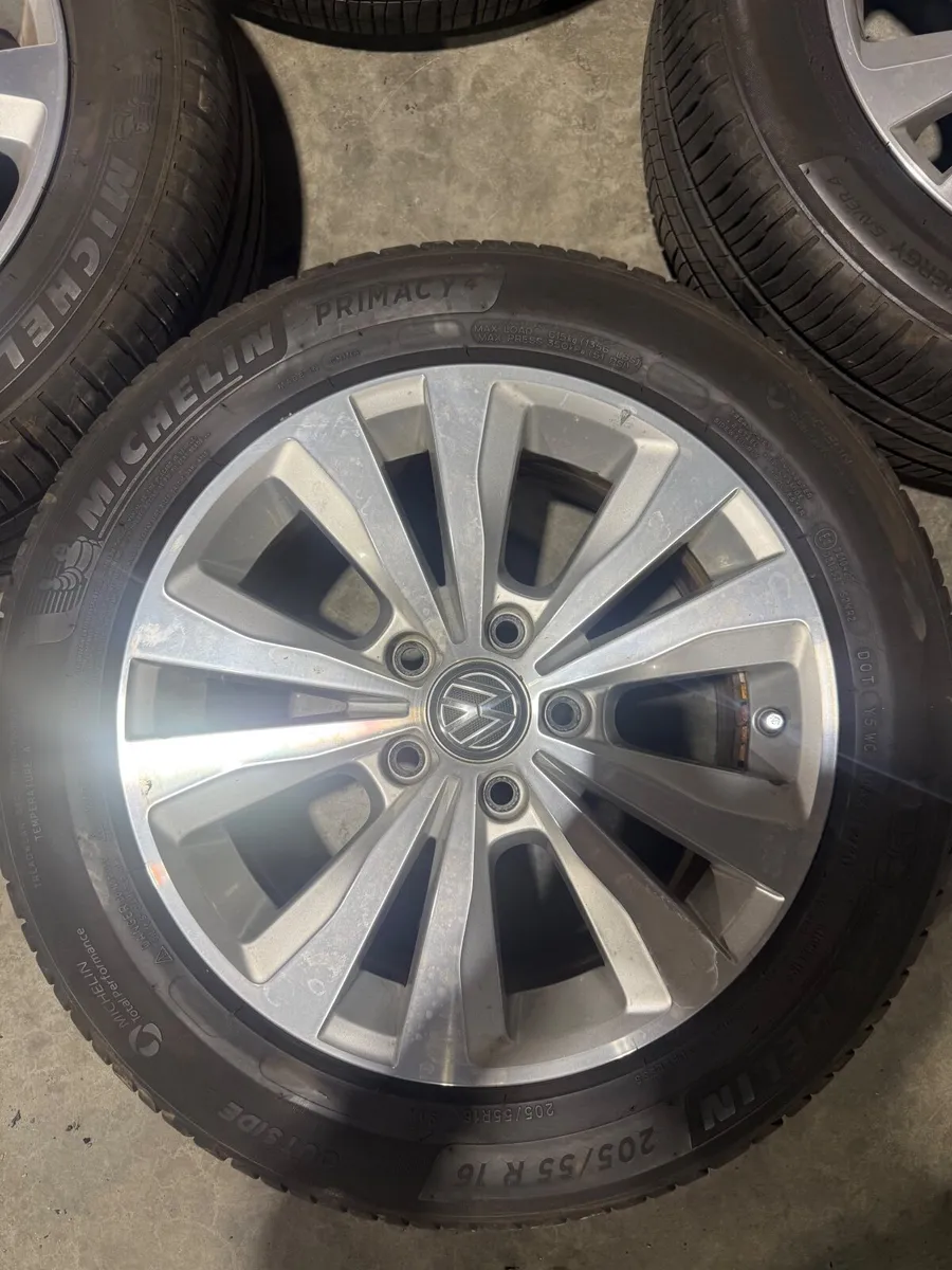 5x112 golf wheels and tyres - Image 1