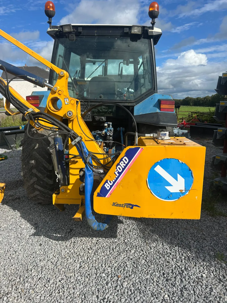 Bomford Kestrel Hedge Cutter - Image 2