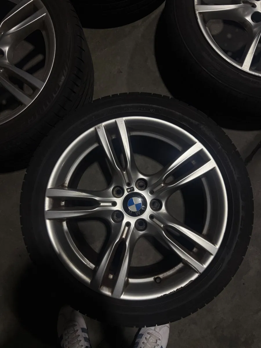 Bmw f30 wheels and tyres - Image 1