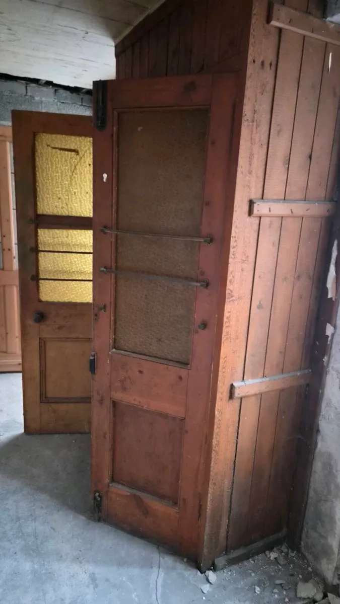 Old shop doors - Image 1