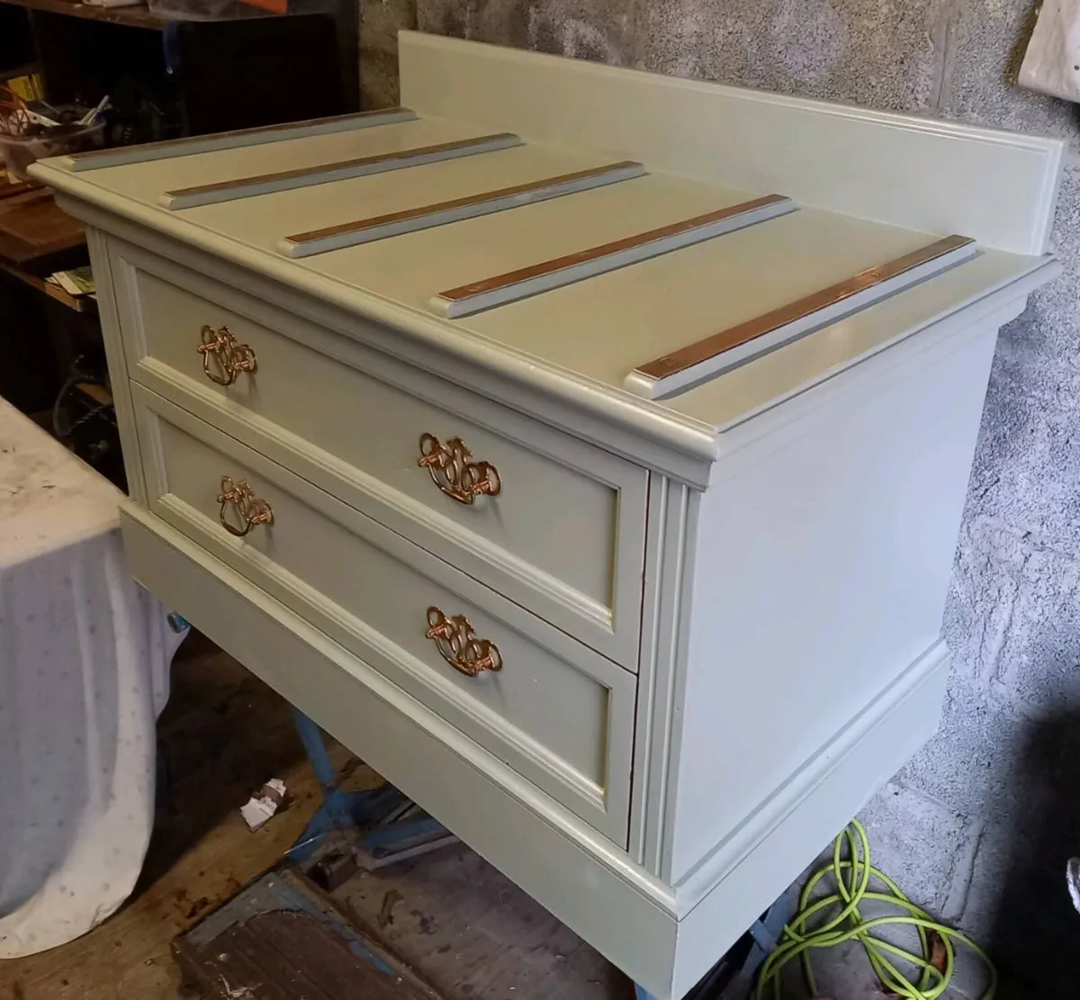 Lowboy chest of drawers - Image 2