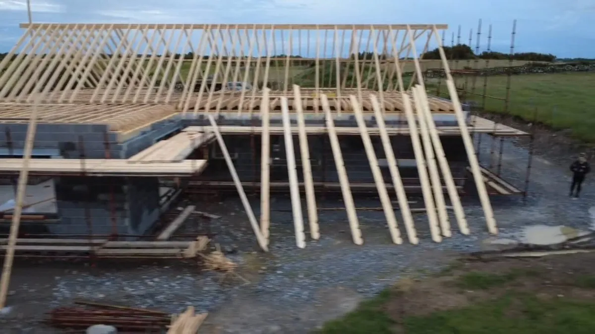 Scaffolding for sale - Image 1