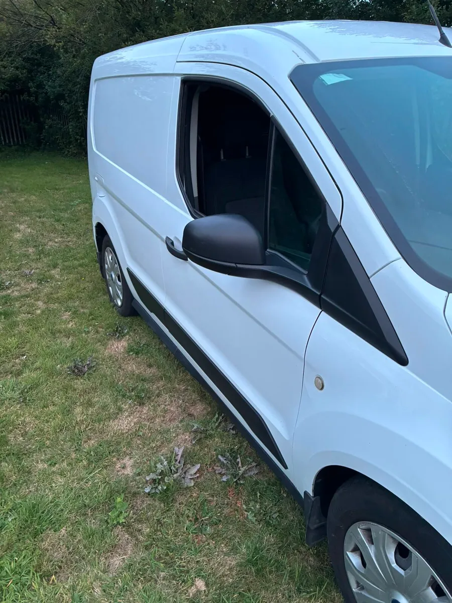 Ford Transit connect - Image 2