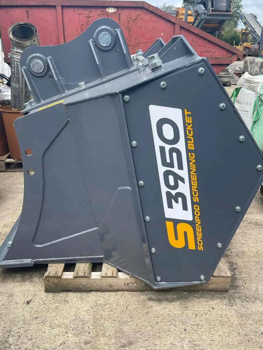Screening Buckets for sale. Ranging from 8T - 25T - Image 3