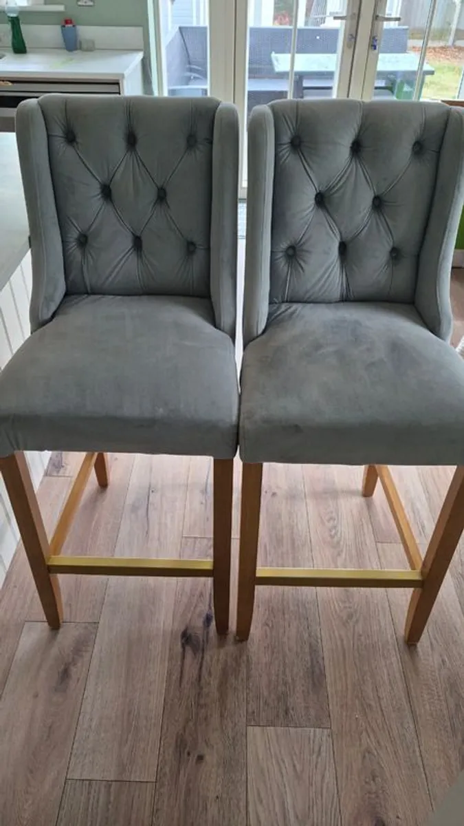 Bar stool - Image 1