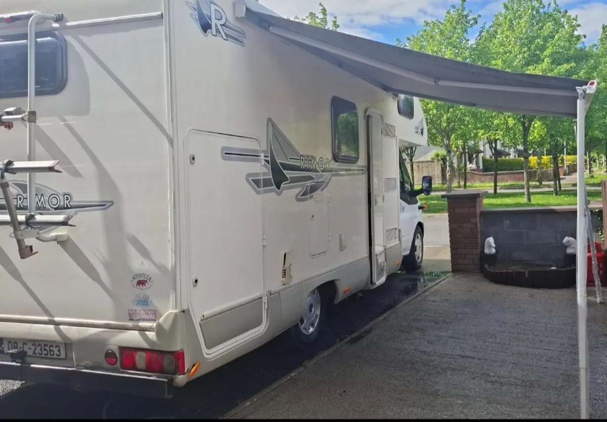 Camper - Image 2