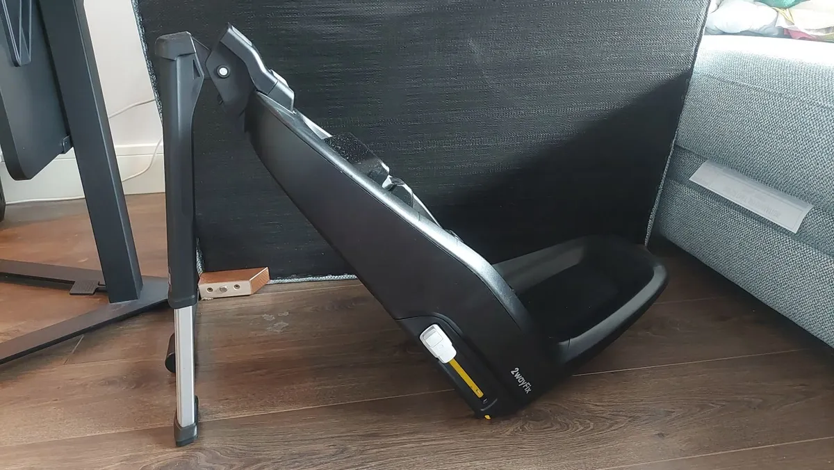 Maxi-Cosi toddler car seat PLUS isofix - Image 2