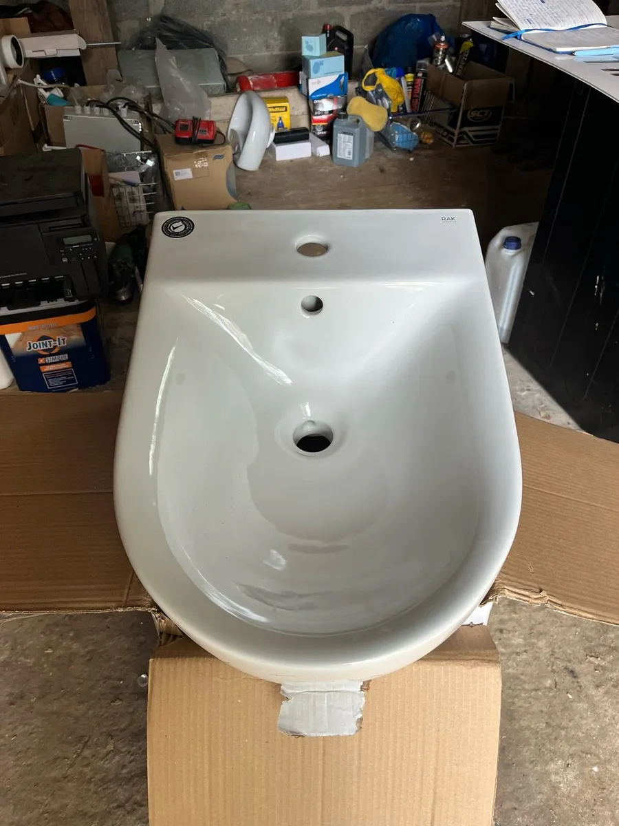 Bidet - Image 1