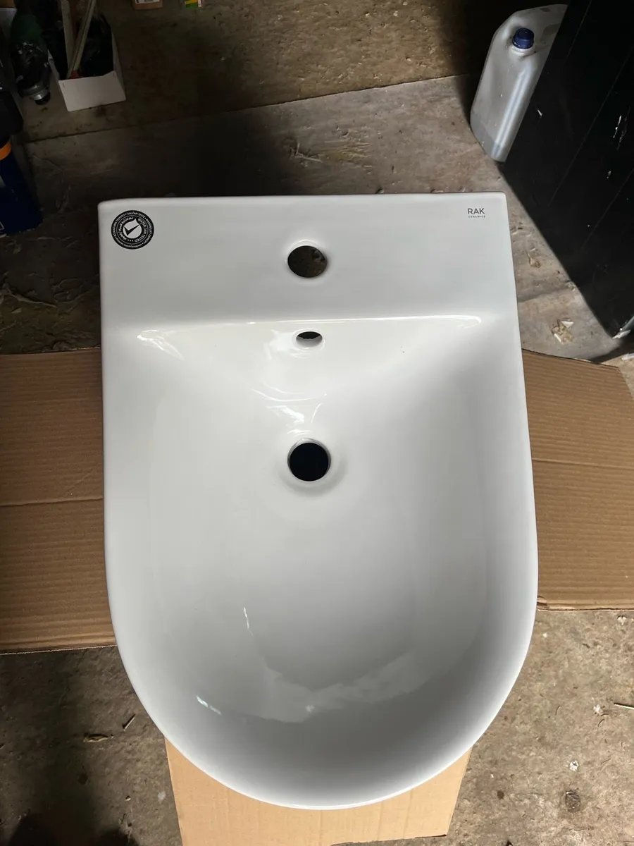 Bidet - Image 2