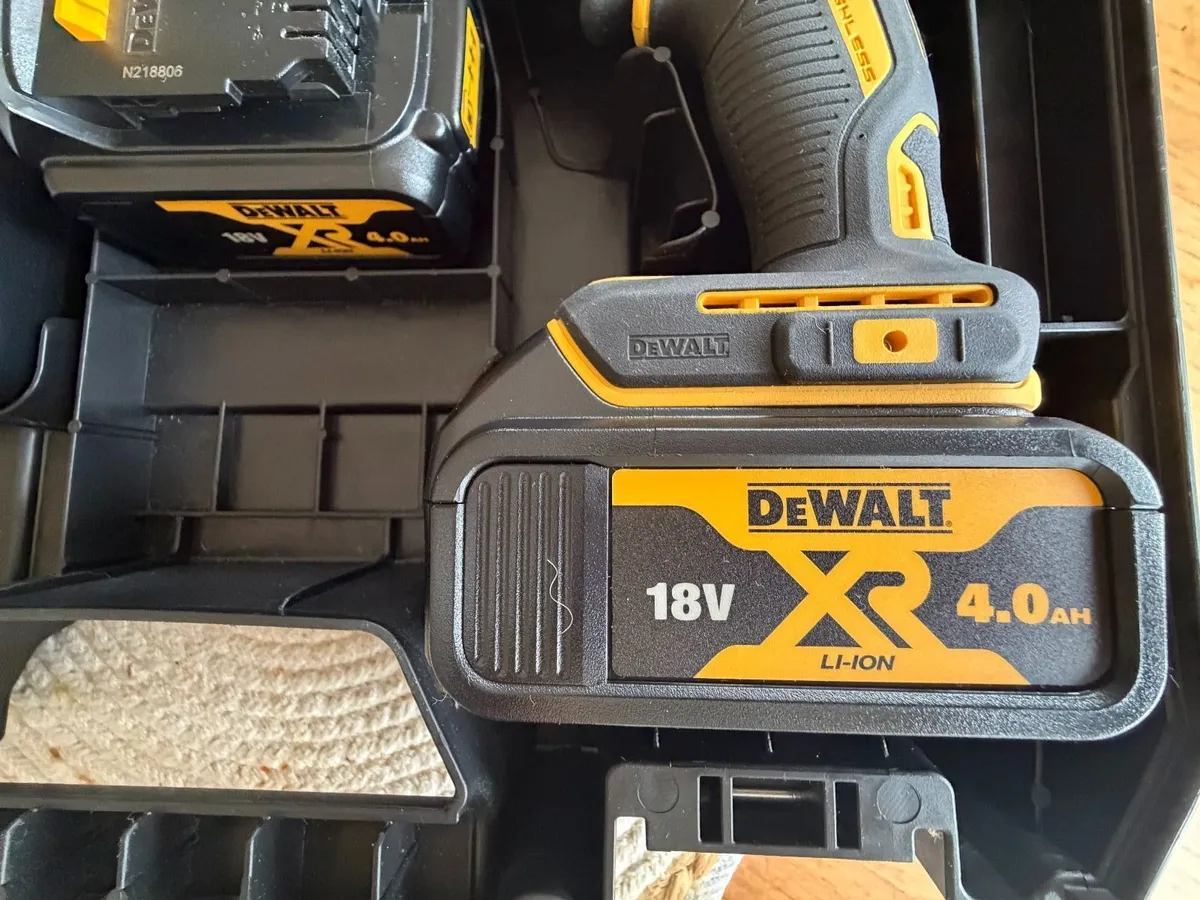 DeWalt DCD778M2T 18V XR Combi Drill  Unused - Image 3