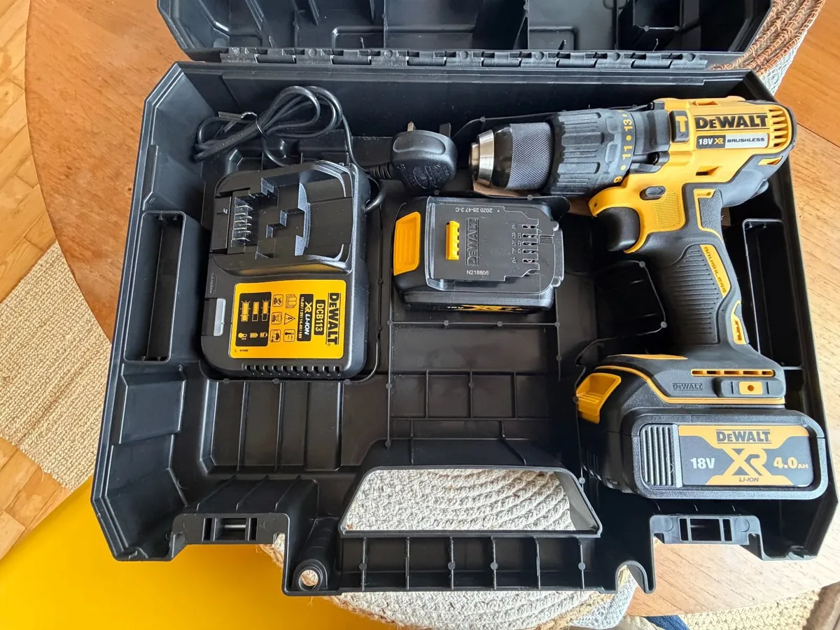 DeWalt DCD778M2T 18V XR Combi Drill  Unused - Image 4