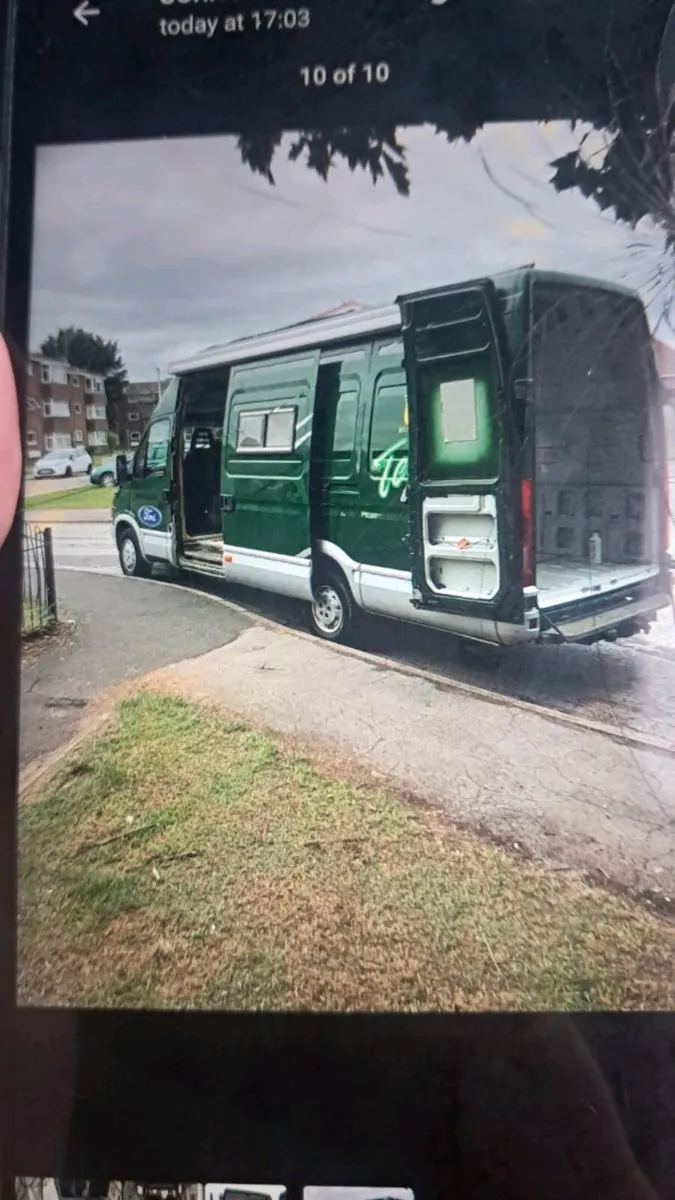 Camper van - Image 3