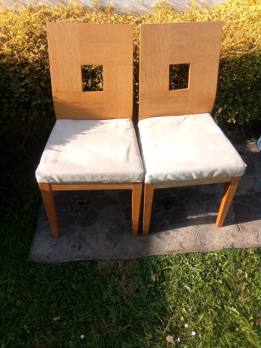 Chairs - Image 3