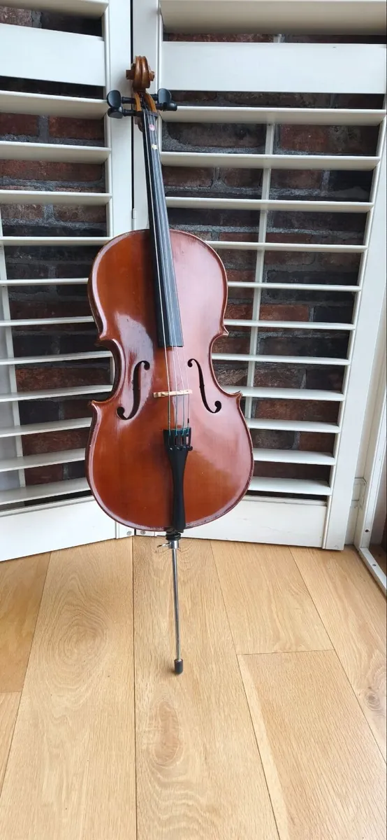 Cello 1/8th size - Image 1