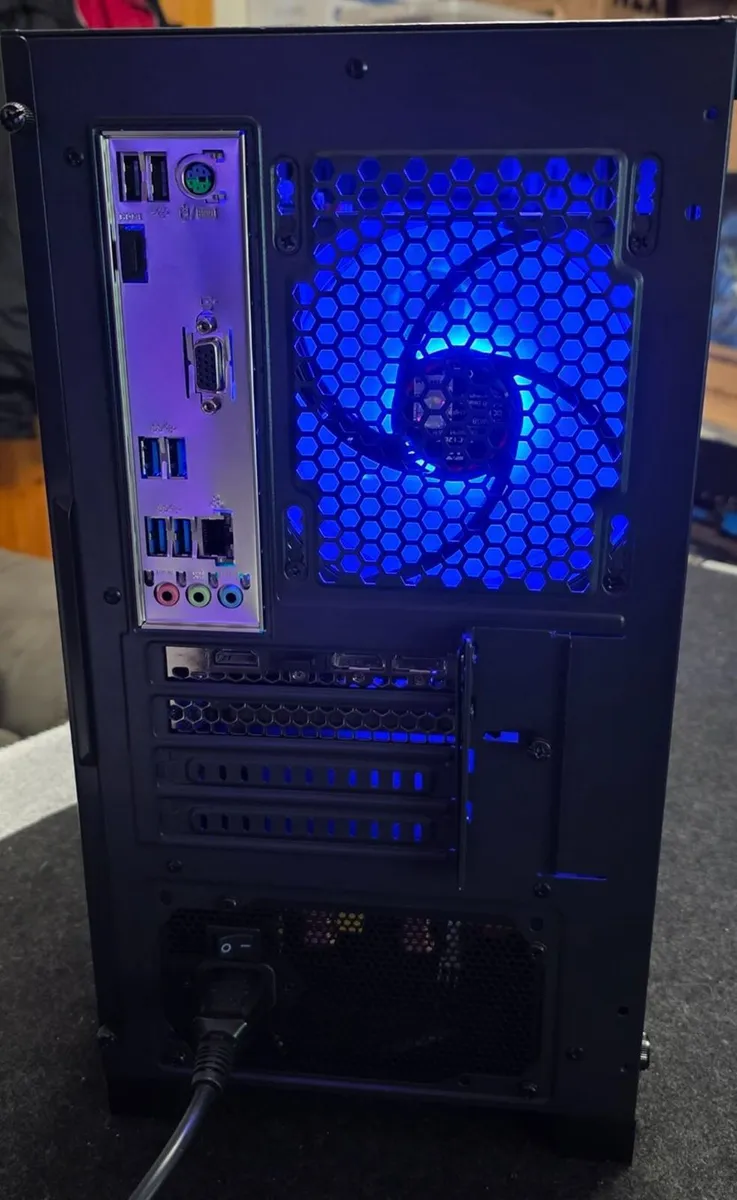 Cheap BOMB i5-12 Gen RTX 3060 Ti Gaming PC - Image 4