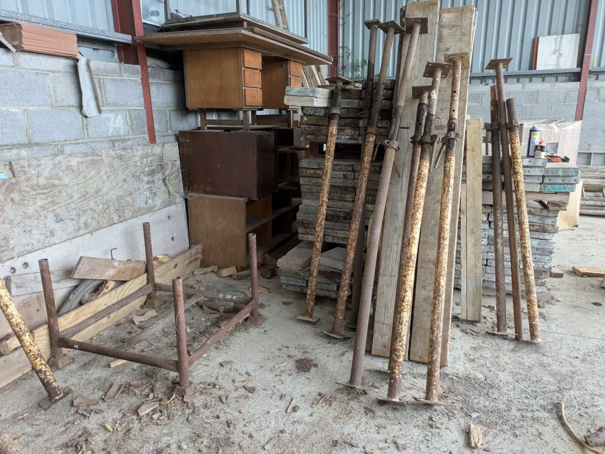 Acrow Props, Stillage & Scaffold Boards - Image 2