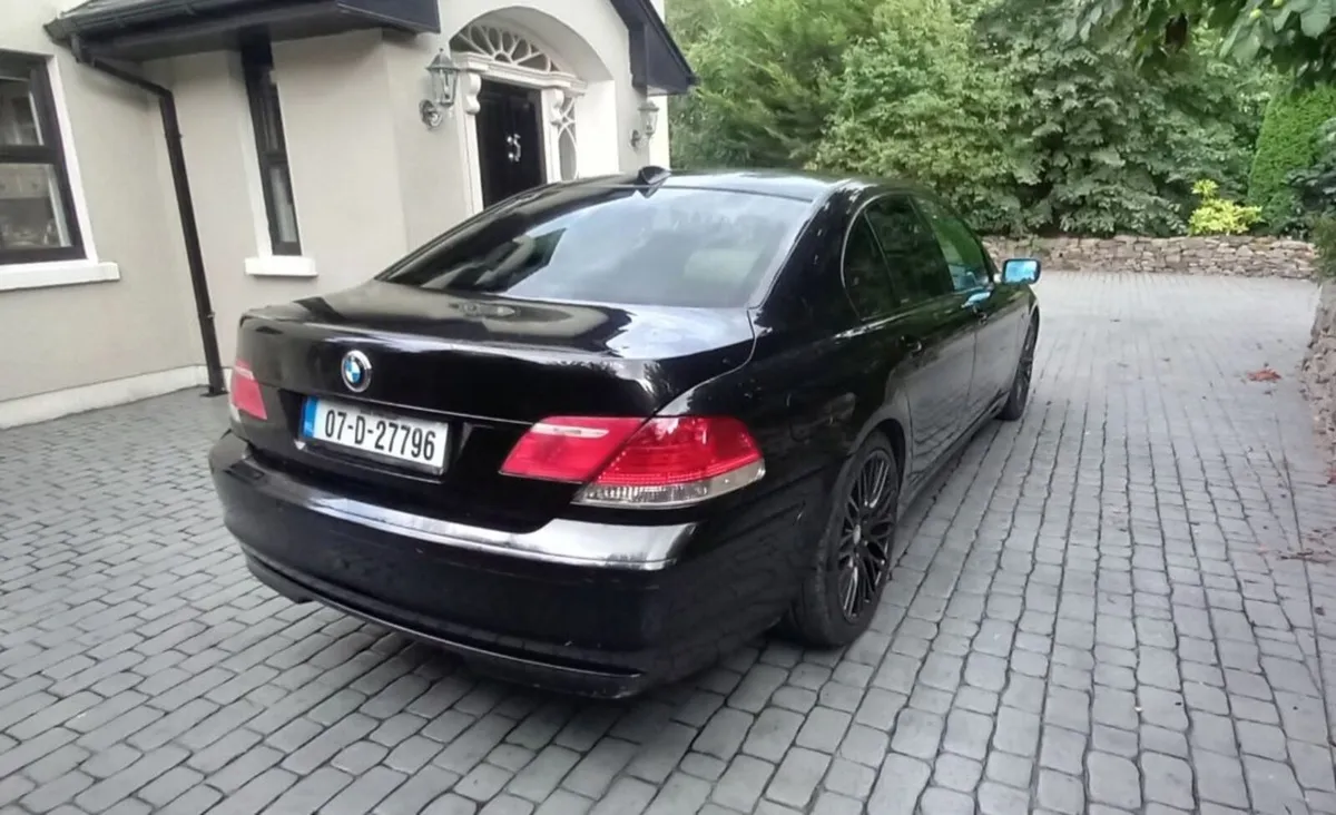 BMW 7-Series 2007 - Image 4