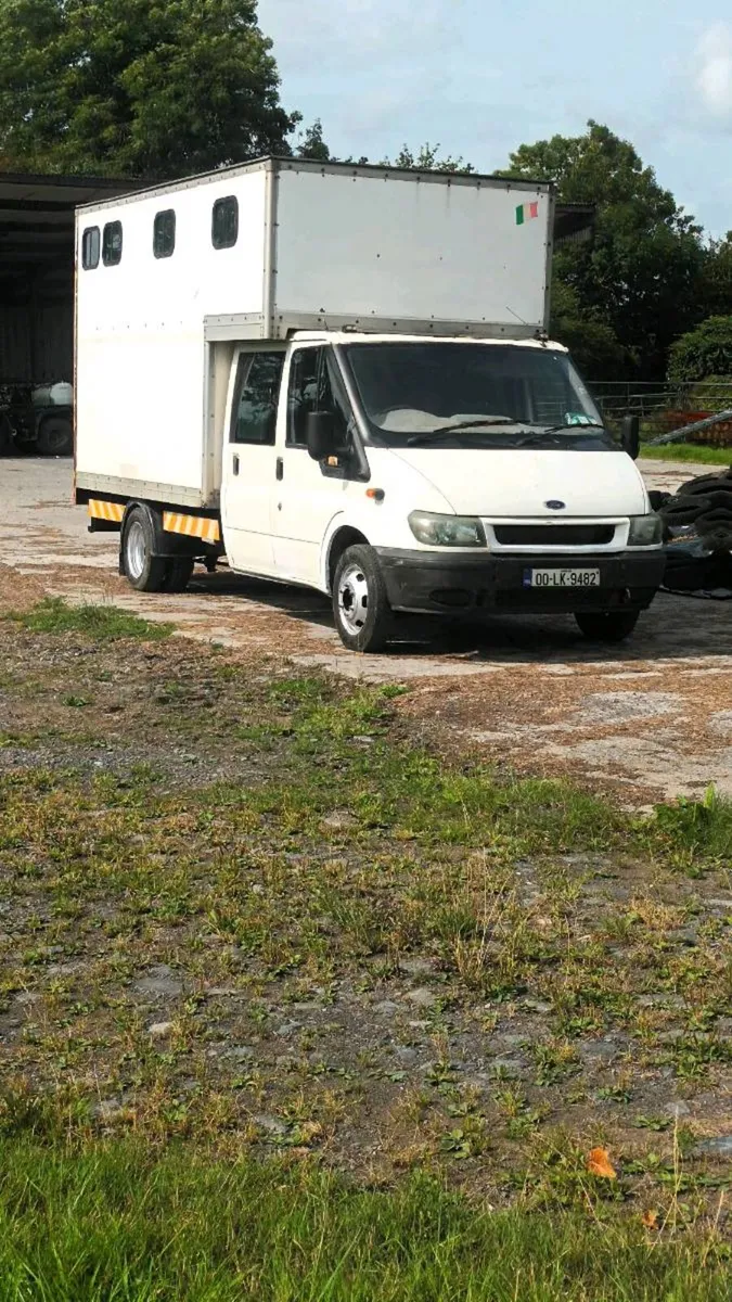 Horse Lorry - Image 1