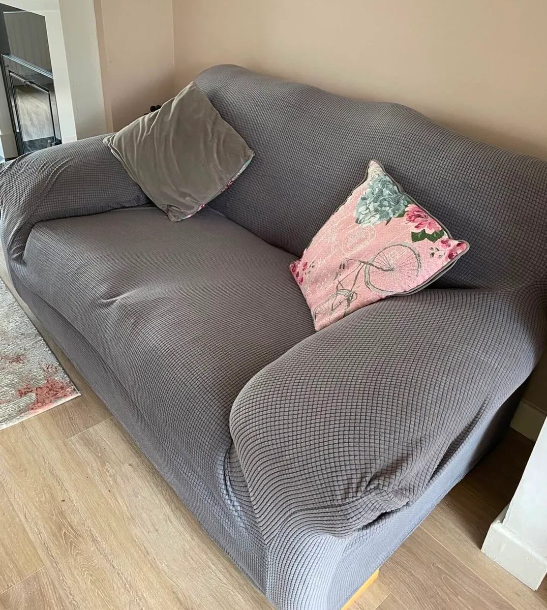 Sofas x 3 seater, 2 seater, 1 seater - Image 1