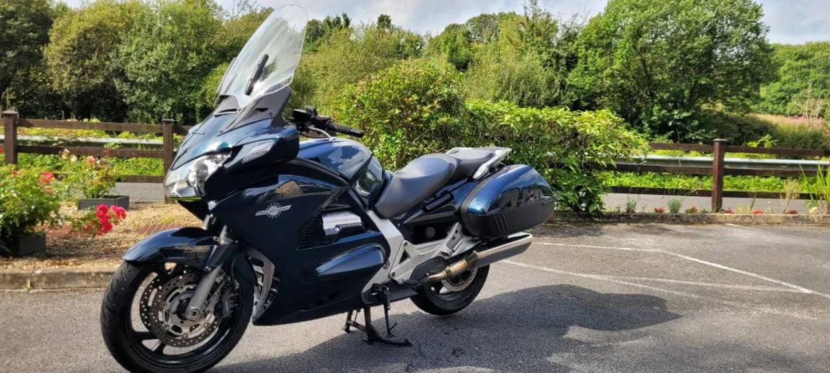 Honda pan European st1300 (087 6727456) - Image 1