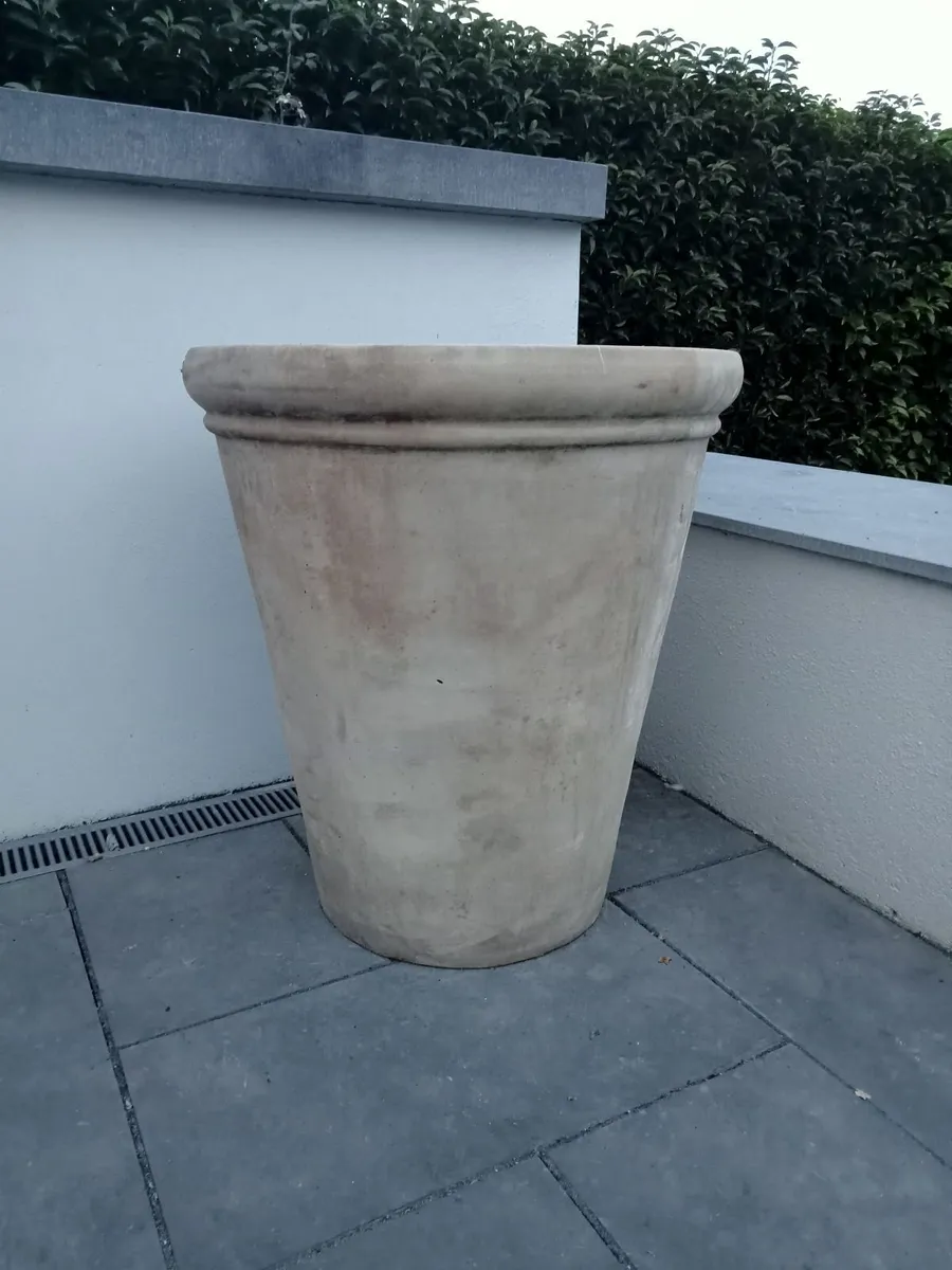 Garden pots - Image 2