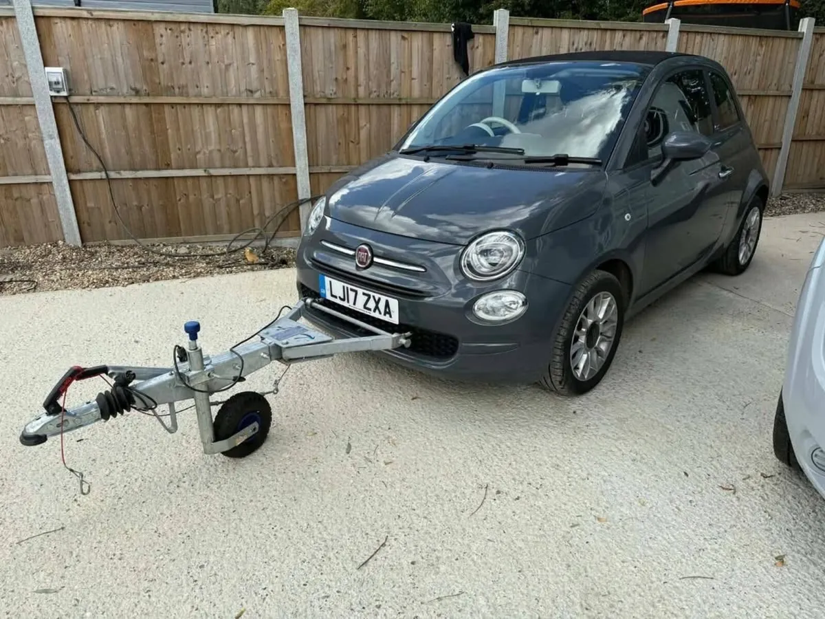 Fiat 500 convertible - Image 1