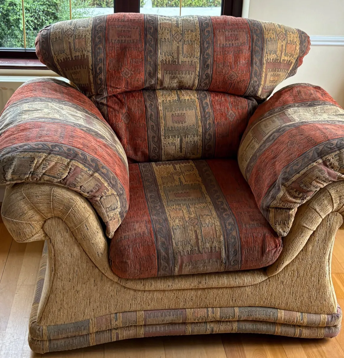 Sofa 3+1+1 and foot stool - Image 2