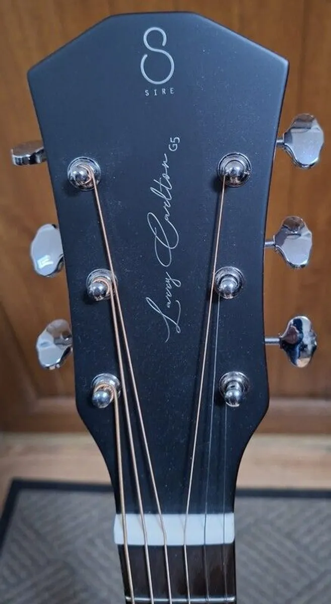 Guitars and Pedal - Image 2