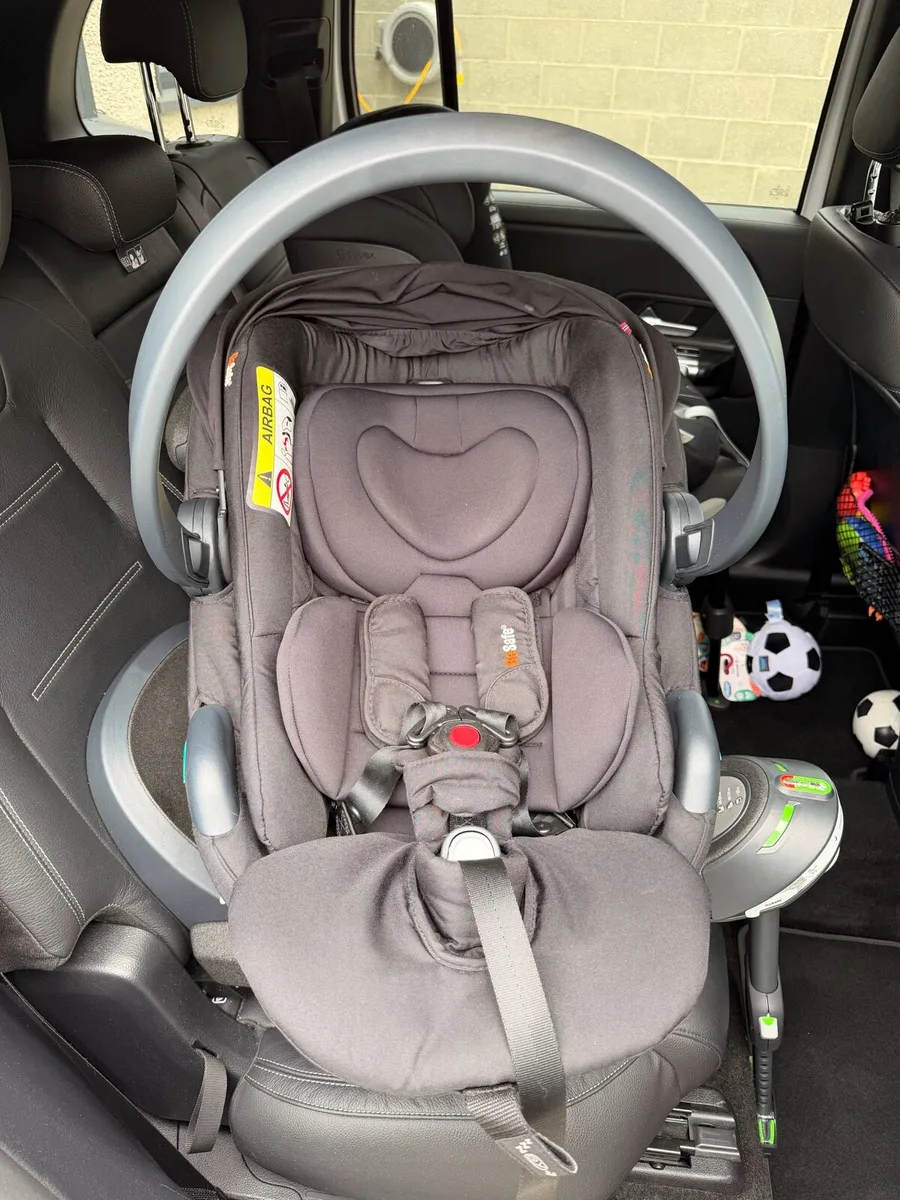 BeSafe Go Beyond Car seat with rotating base - Image 2