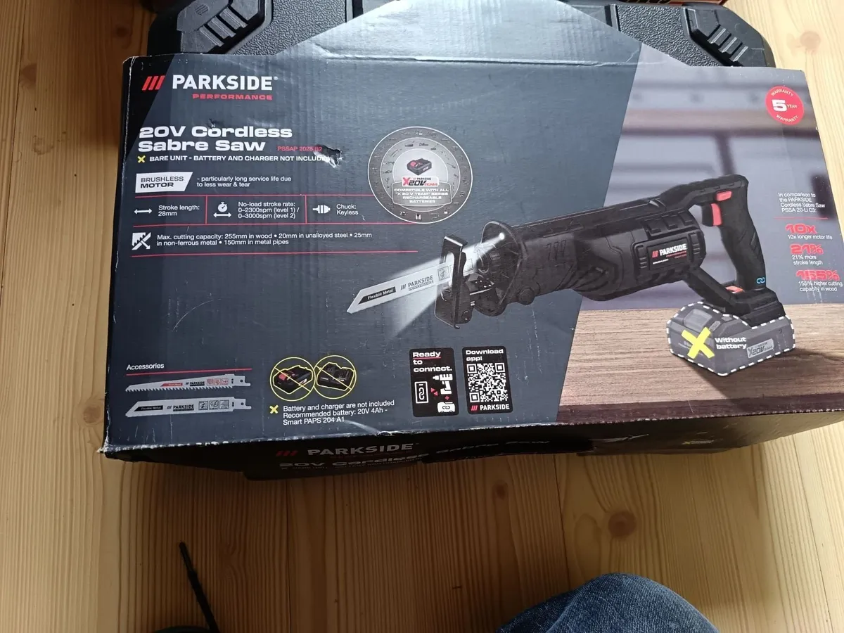 Cordless Sabre Saw