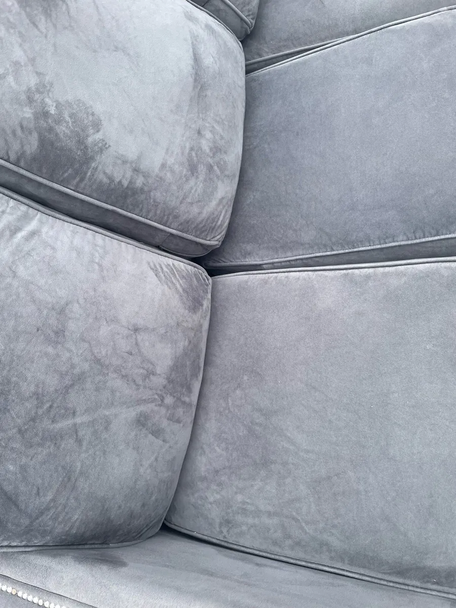 Grey L corner sofa - Image 2