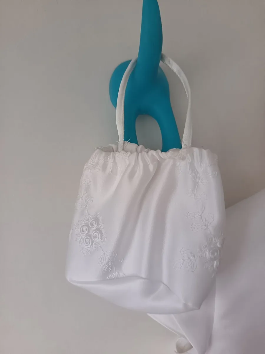Communion dress - Image 2