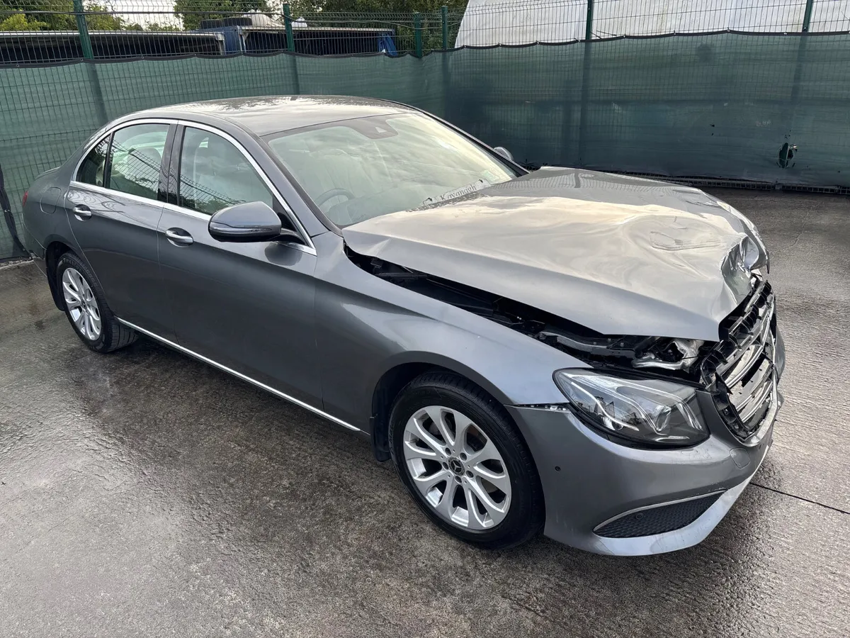 2018 Mercedes E220 Cdi Exclusive Automatic - Image 1