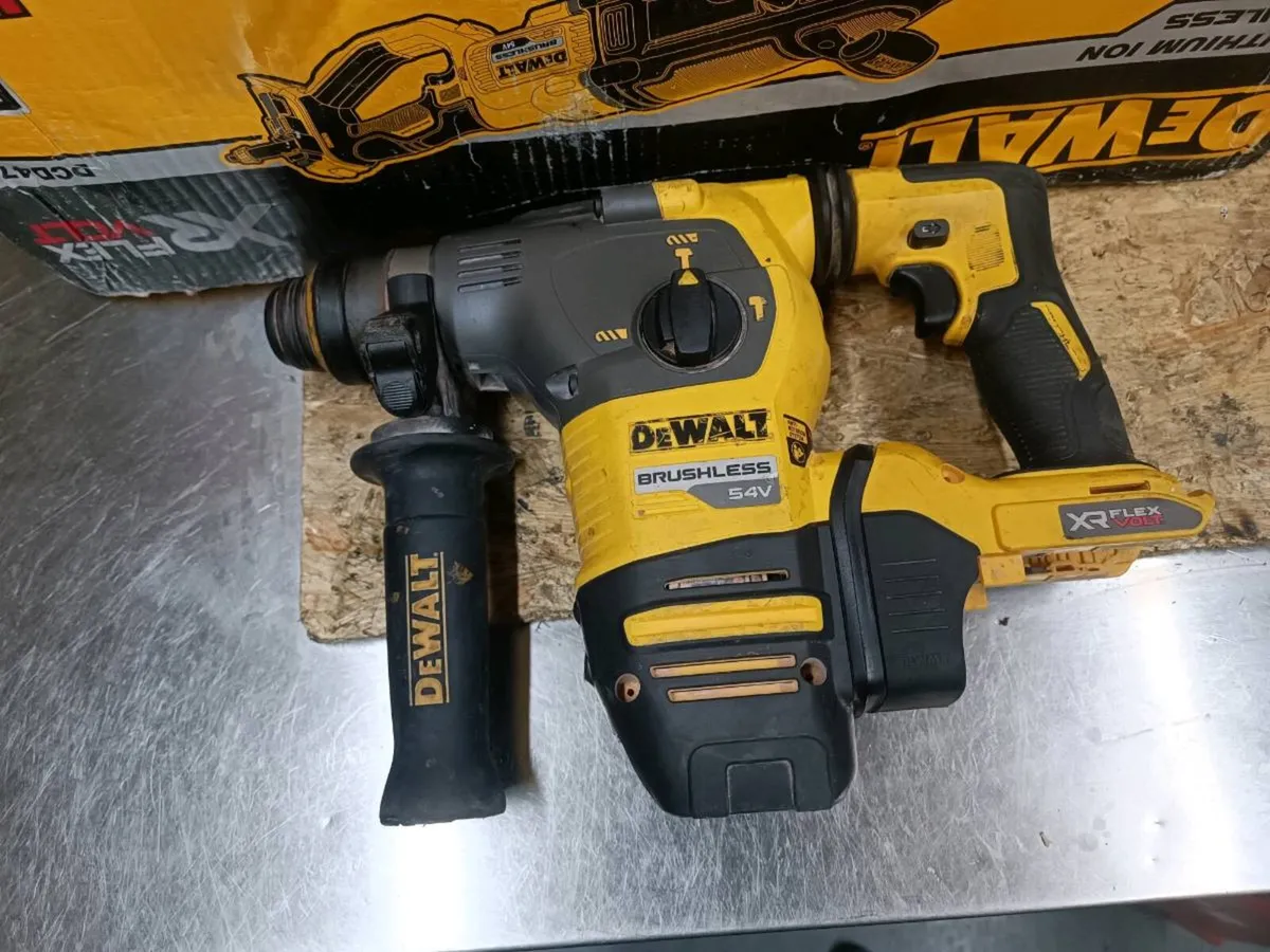 DeWalt dch333 SDS drill. Body only