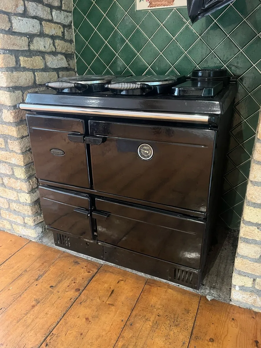 Waterford Stanley Oil-Fired Range Cooker - Image 1